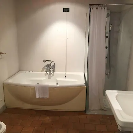 I Casali Del Trebbiolo Feriegård Molino del Piano